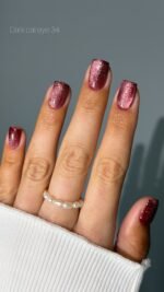 Dark Cat Eye Gel Polish - Image 6